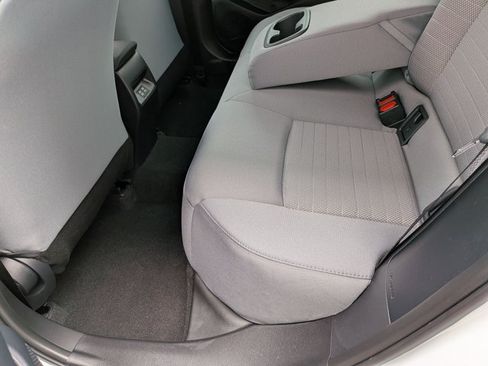 Used 2026 Toyota Corolla SE w/ SE Package FWD image 15