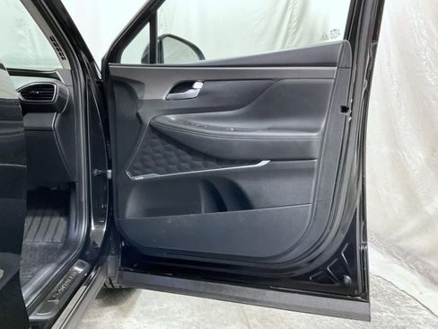 Used 2020 Hyundai Santa Fe Limited image 17