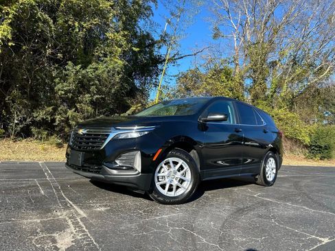 Used 2022 Chevrolet Equinox LT image 3