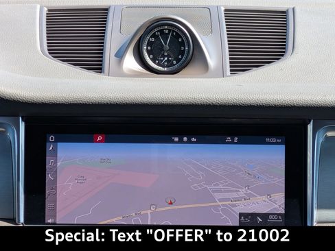 Used 2022 Porsche Macan image 20