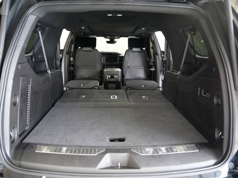 Used 2021 GMC Yukon XL Denali w/ Denali Ultimate Package AWD/4WD image 41