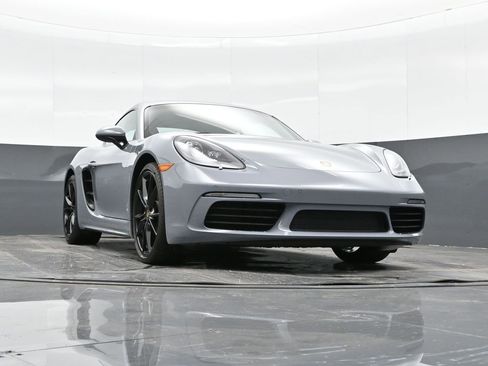 Certified 2024 Porsche 718 Cayman image 39