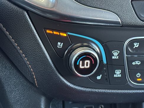 Used 2020 Chevrolet Equinox Premier AWD/4WD image 28