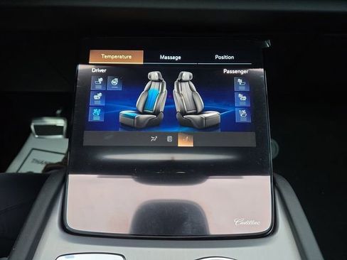 New 2026 Cadillac Vistiq Sport image 32