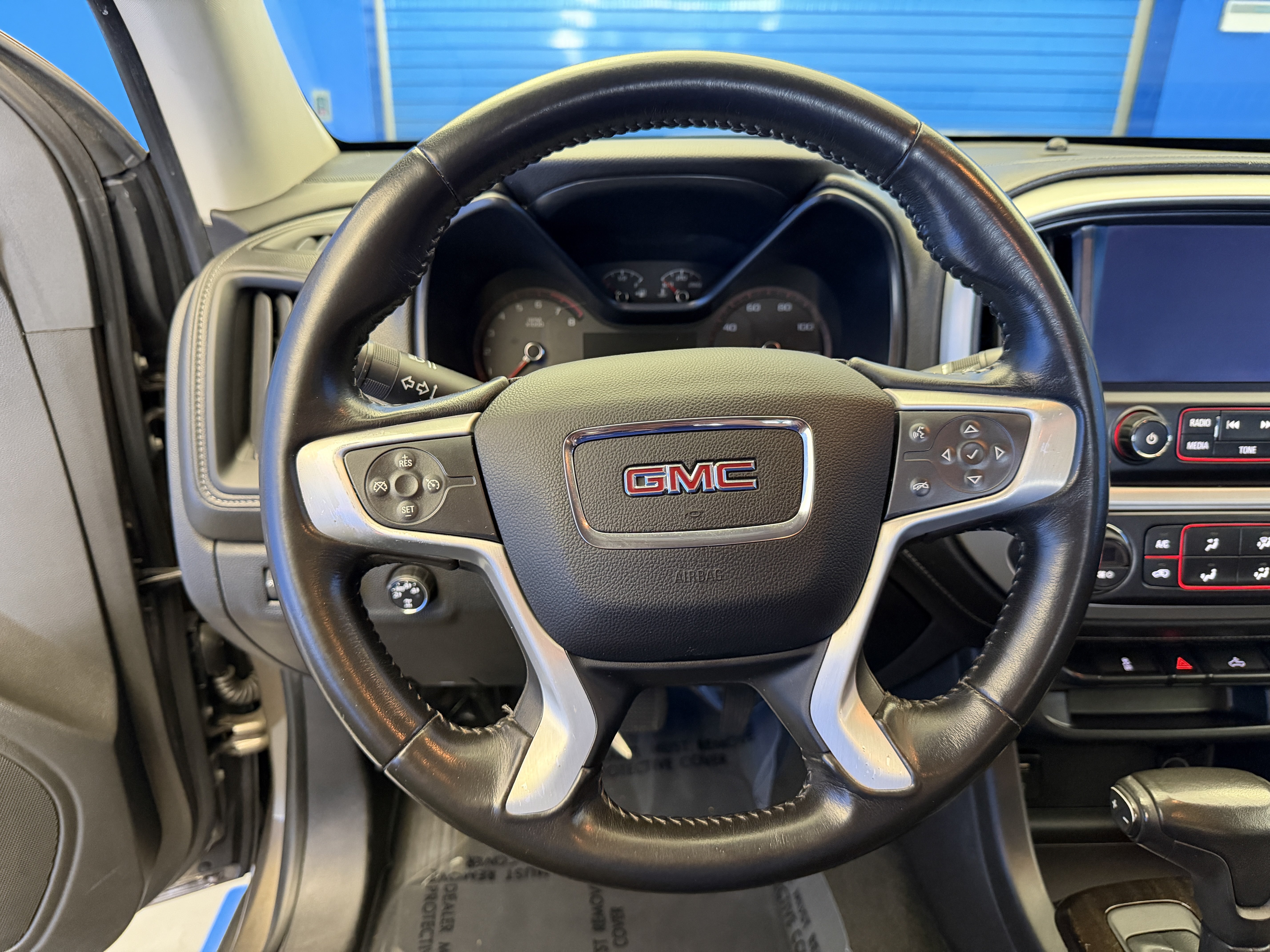 Used 2015 GMC Canyon SLE w/ SLE Convenience Package AWD/4WD image 16
