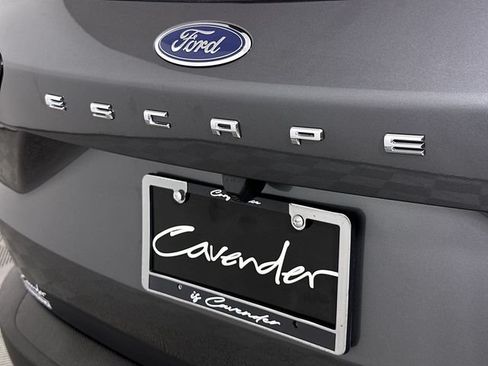 Used 2025 Ford Escape ST-Line Select AWD/4WD image 32