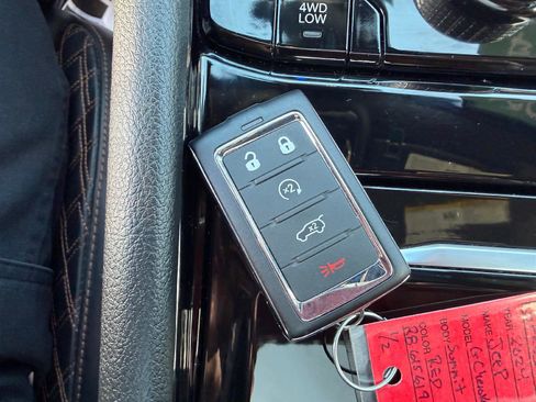 Used 2024 Jeep Grand Cherokee L Summit image 34