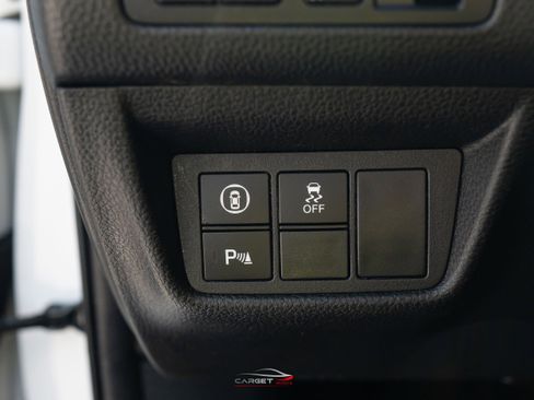 Used 2019 Honda Accord Touring image 36