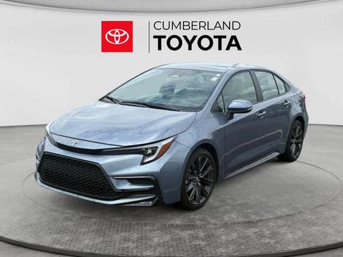 Used 2025 Toyota Corolla SE FWD image 1