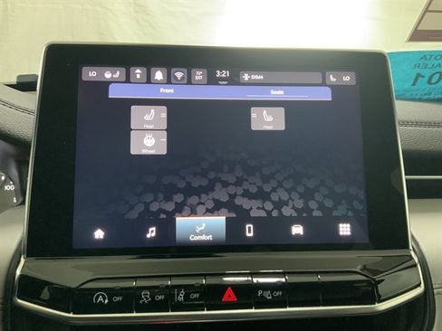 Used 2025 Jeep Compass Limited AWD/4WD image 27