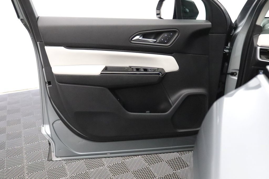 Used 2024 Honda Prologue Touring image 11