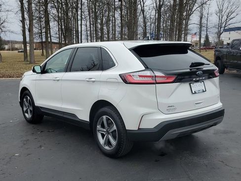 Certified 2024 Ford Edge SEL w/ Convenience Package AWD/4WD image 4