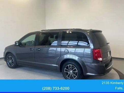 Used 2019 Dodge Grand Caravan GT FWD image 8