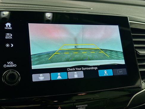 Used 2019 Honda Pilot Elite image 23