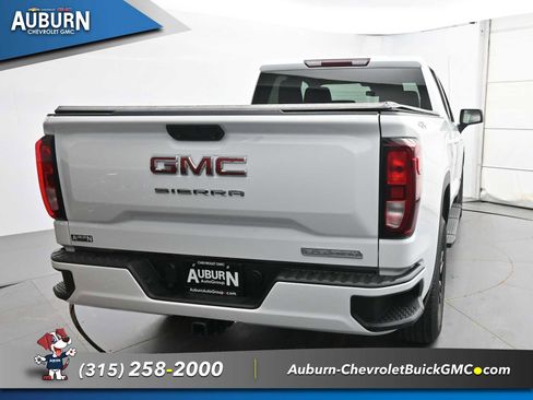 Used 2023 GMC Sierra 1500 Elevation AWD/4WD image 4