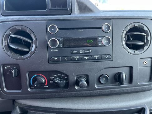 Used 2011 Ford E-150 and Econoline 150 w/ PWR Group image 20