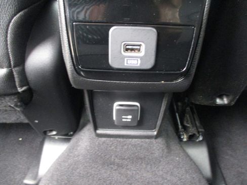 Used 2024 Jeep Compass Limited AWD/4WD image 38