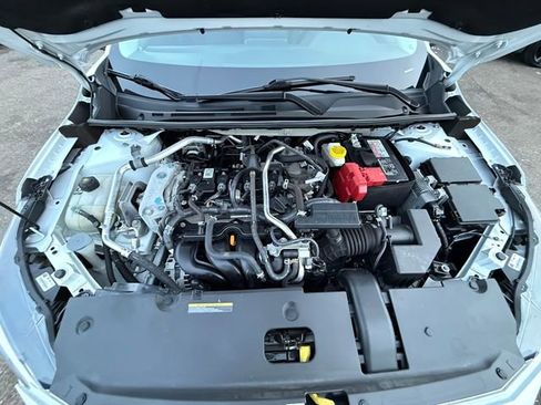 Used 2022 Nissan Sentra SV FWD image 13