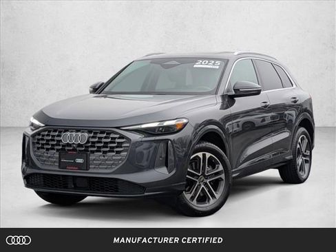 Certified 2025 Audi Q5 Premium w/ Convenience Package image 1