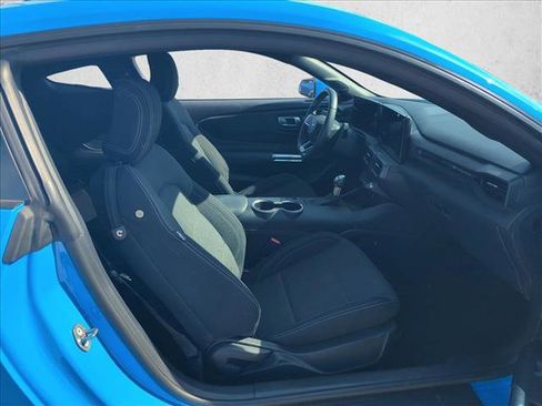 Used 2024 Ford Mustang Coupe image 17