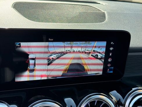 Certified 2023 Mercedes-Benz GLB 250 image 31