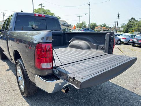 Used 2017 RAM 1500 Big Horn AWD/4WD image 37
