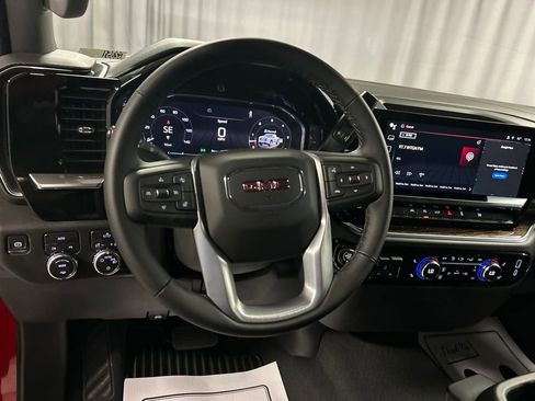 New 2026 GMC Sierra 1500 SLE w/ Preferred Package AWD/4WD image 13