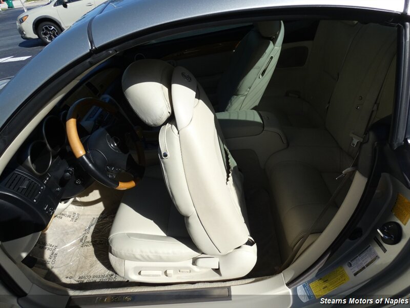 Used 2005 Lexus SC 430 Convertible RWD image 41