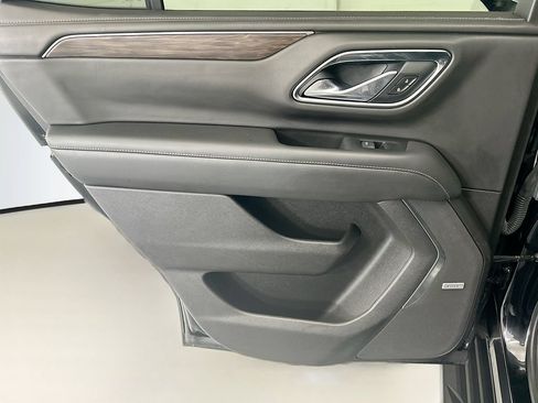 Used 2021 Chevrolet Tahoe LT RWD image 24