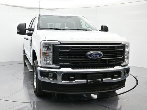 New 2025 Ford F250 XL w/ XL Chrome Package image 2