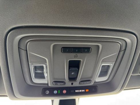 Used 2019 Chevrolet Silverado 1500 LT w/ Texas Edition image 27