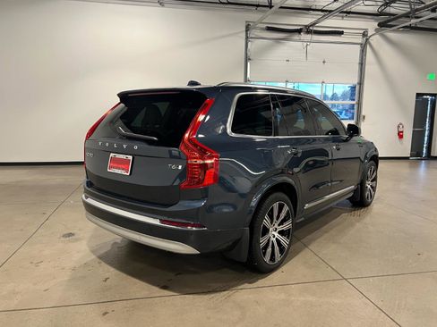 Used 2022 Volvo XC90 T6 Inscription image 3