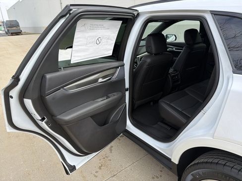 New 2026 Cadillac XT5 Sportv w/ LPO, Floor Liner Package AWD/4WD image 24