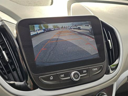 Used 2017 Chevrolet Volt LT w/ Comfort Package image 23