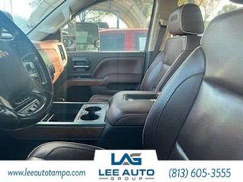 Used 2018 Chevrolet Silverado 2500 High Country w/ Duramax Plus Package image 4