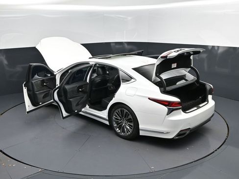 Used 2020 Lexus LS 500 w/ Interior Upgrade Package image 2