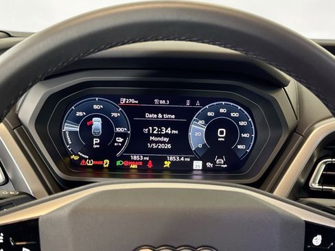 Used 2025 Audi Q4 e-tron Premium Plus w/ Premium Plus image 12