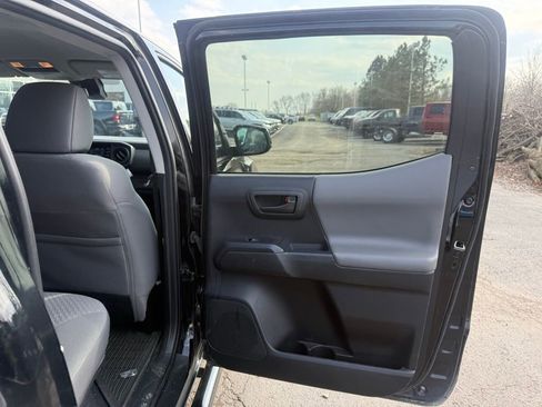 Used 2023 Toyota Tacoma SR AWD/4WD image 42