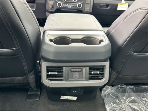New 2025 Ford F250 Lariat w/ Lariat Ultimate Package image 23