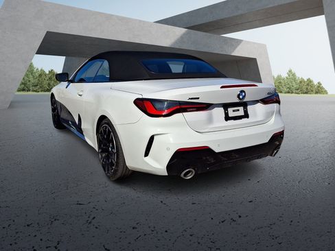 Used 2026 BMW 430i xDrive Convertible image 3