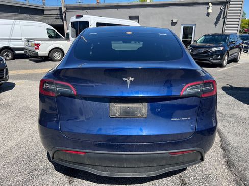 Used 2023 Tesla Model Y Long Range AWD/4WD image 5