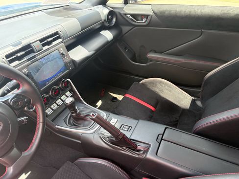 Used 2024 Subaru BRZ Limited RWD image 20
