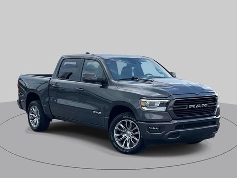 Used 2023 RAM 1500 Laramie AWD/4WD image 2