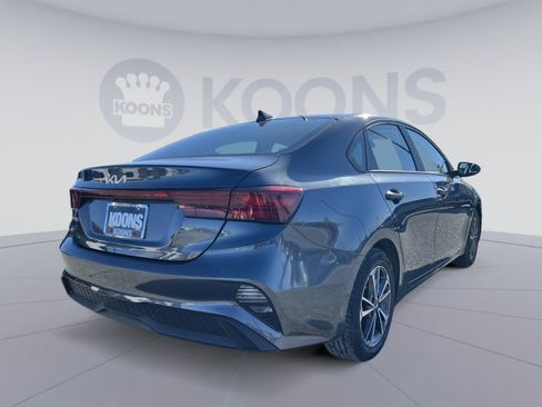 Used 2022 Kia Forte LXS image 7