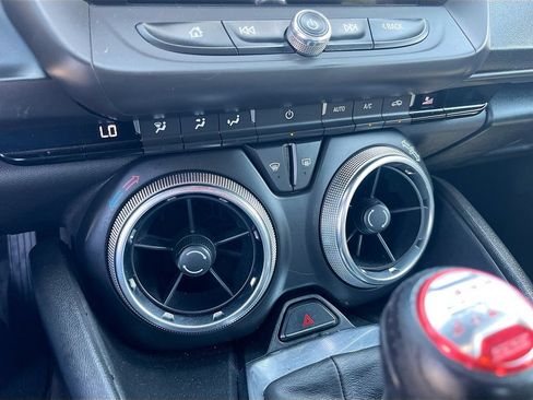 Used 2021 Chevrolet Camaro SS RWD image 15