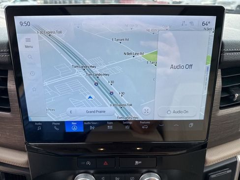 Used 2024 Ford Expedition Limited image 25