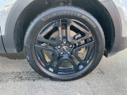 Certified 2024 Kia Telluride EX X-Line AWD/4WD image 9