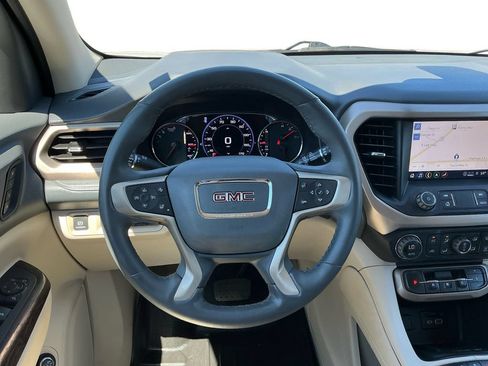 Used 2023 GMC Acadia Denali AWD/4WD image 18