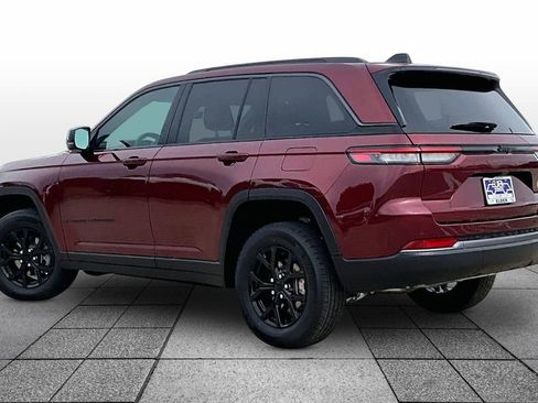 New 2026 Jeep Grand Cherokee Altitude RWD image 3