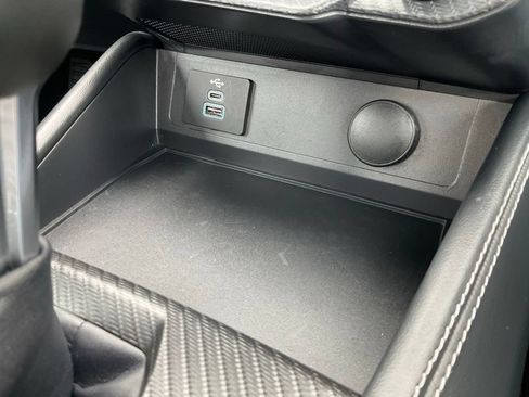 Used 2025 Ford Mustang GT Premium RWD image 38